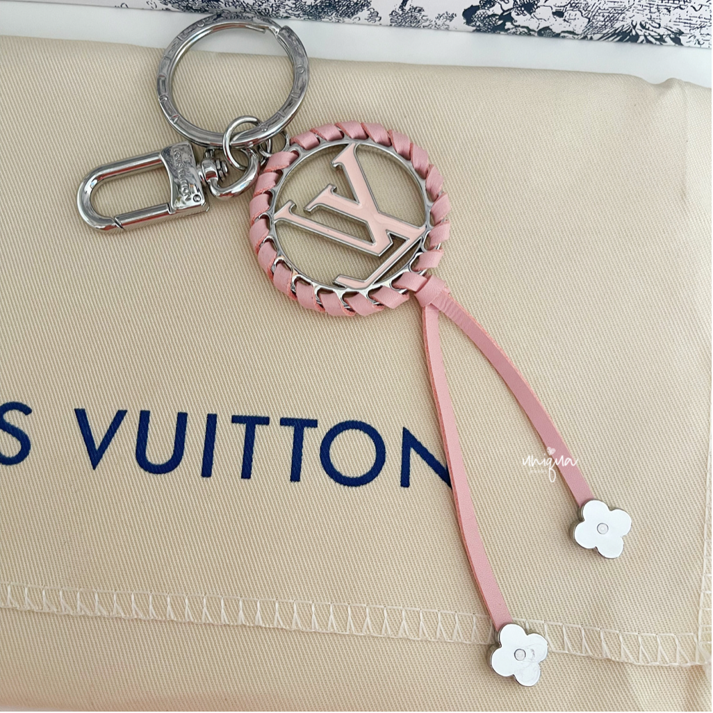 LOGO KEYCHAIN - MARO JEWELRY