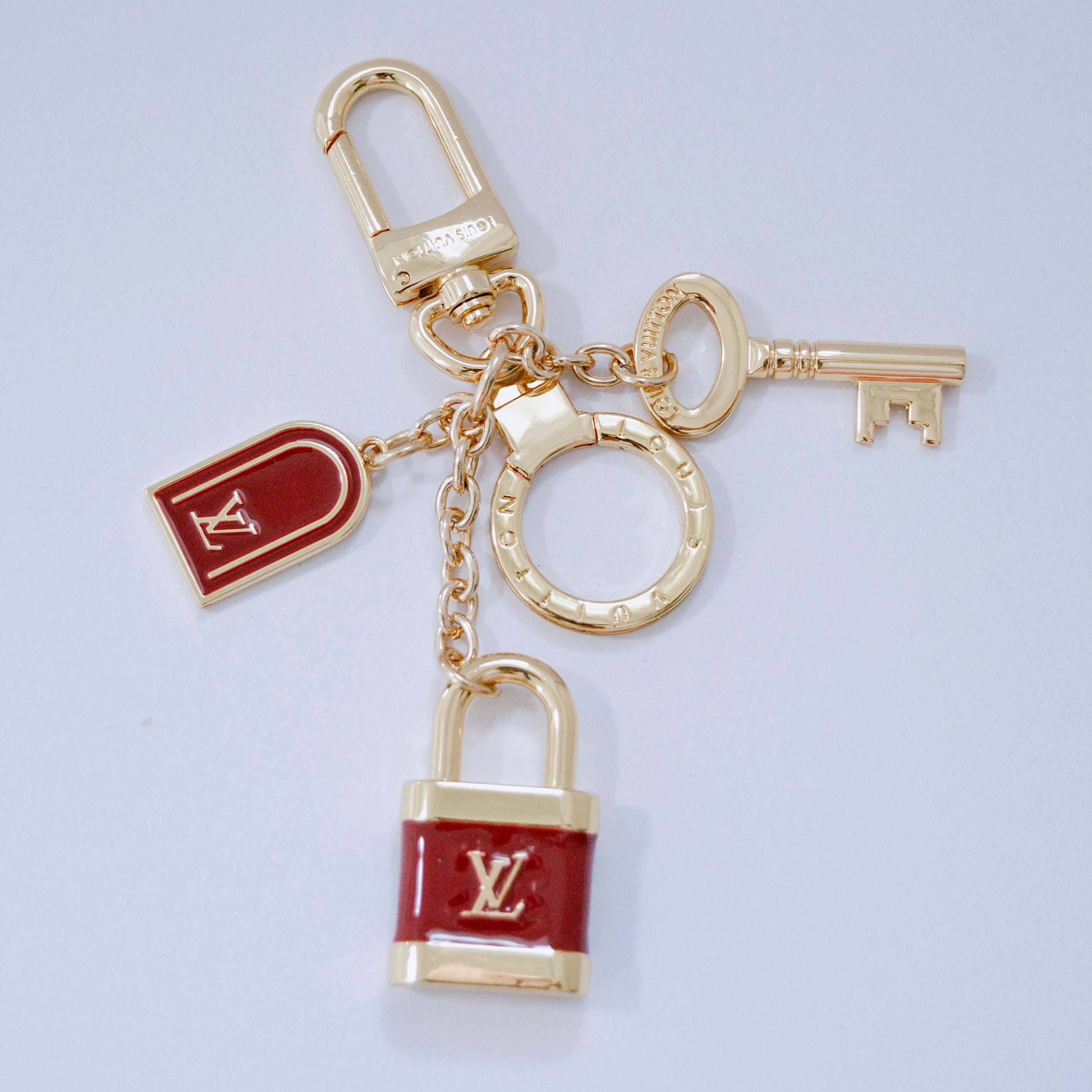 Red Charms Keychain - MARO JEWELRY