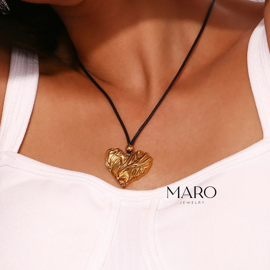 LOVE HEART NECKLACE - MARO JEWELRY